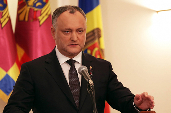 Президент Молдавии впервые отменил решение правительства