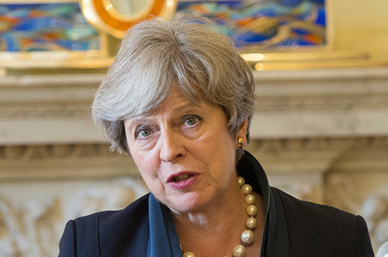 Британия понизит уровень делегации на ЧМ-2018, заявила Тереза Мэй