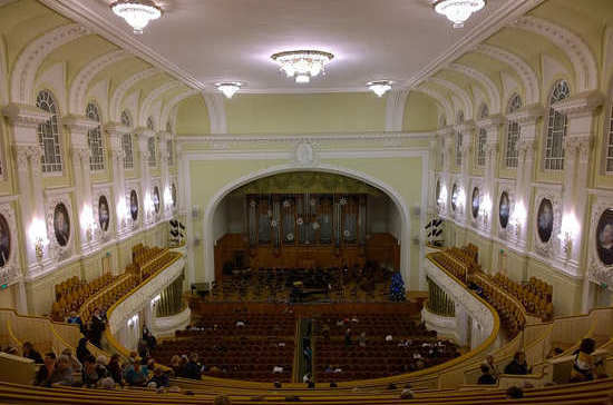 Большой зал Московской консерватории был открыт 119 лет назад