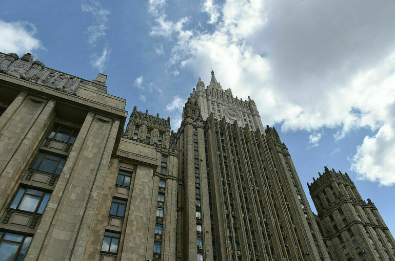 МИД РФ: Киев пытается воздействовать на российские гражданские спутники связи