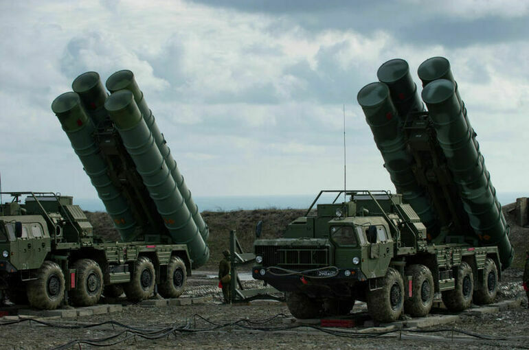 В Крыму система ПВО сбила два дрона