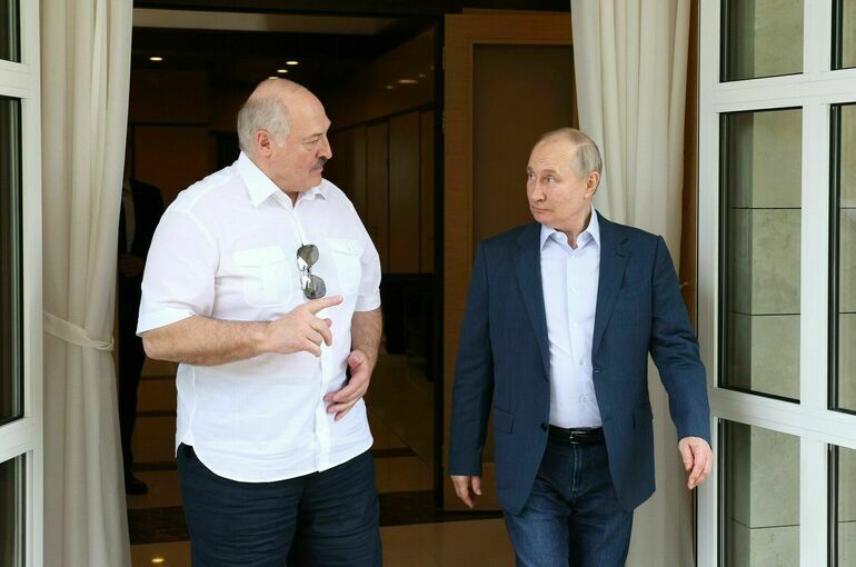 Лукашенко намерен обсудить с Путиным ЧВК «Вагнер»