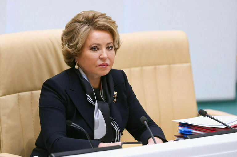 Матвиенко назвала военным преступлением поставки кассетных бомб Украине