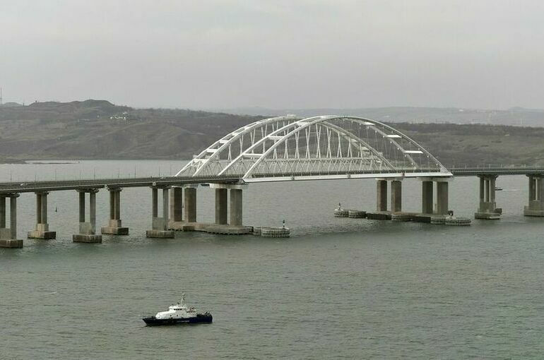 Время ожидания въезда на Крымский мост сократилось до 3 часов