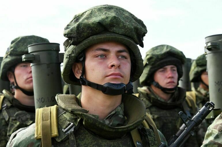В Кремле заявили о необходимости повышать расходы России на оборону
