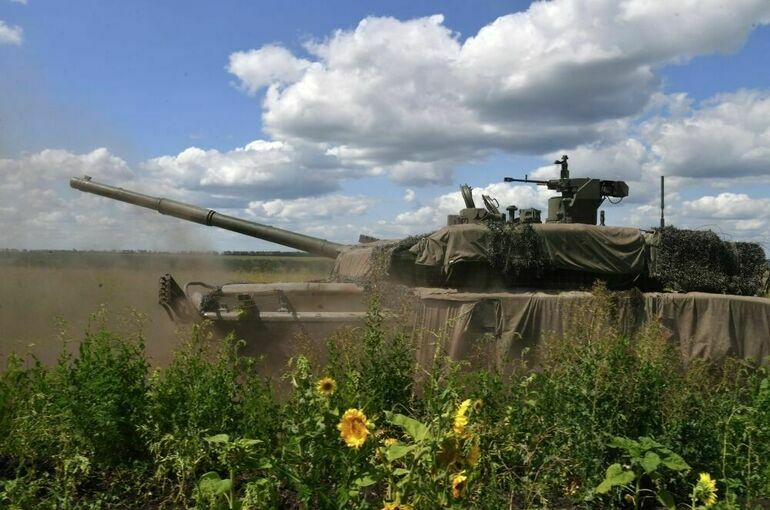 Forbes: Переданные Киеву ракеты ATACMS не смогут уничтожить российские танки