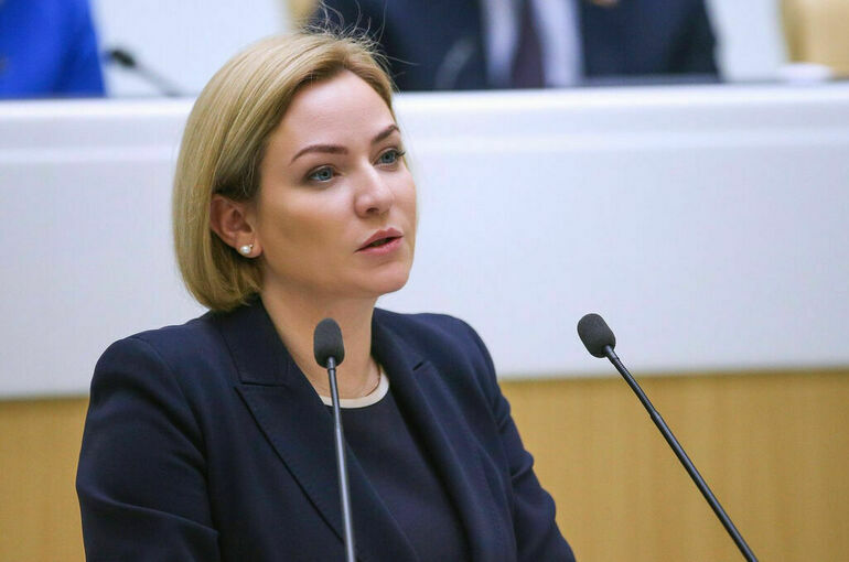 Любимова: На программу «Земский работник культуры» потребуется около 19 млрд рублей
