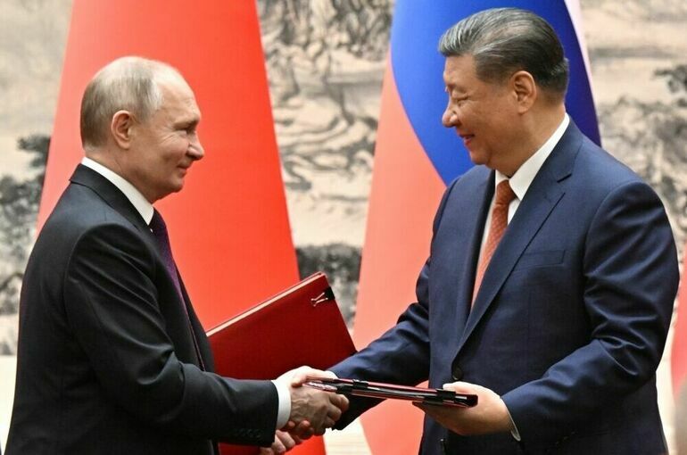 Путин и Си Цзиньпин приняли совместное заявление об усилении сотрудничества