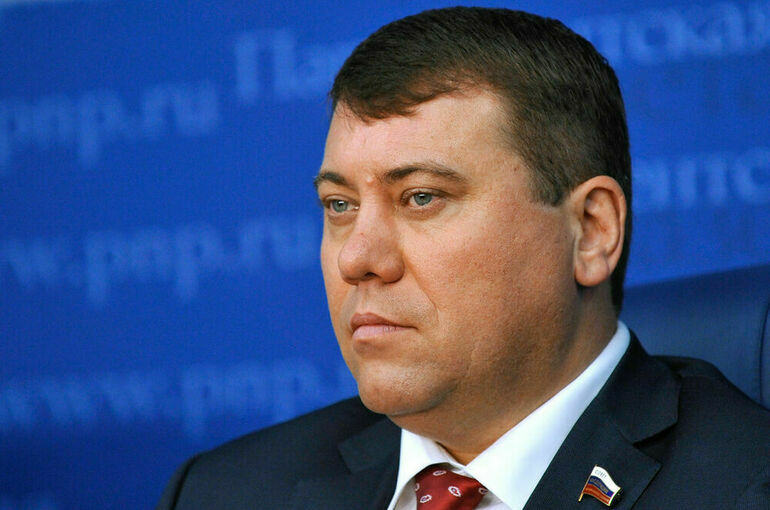Сенатор Абрамов призвал создать общероссийский ресурс для граждан по автострахованию