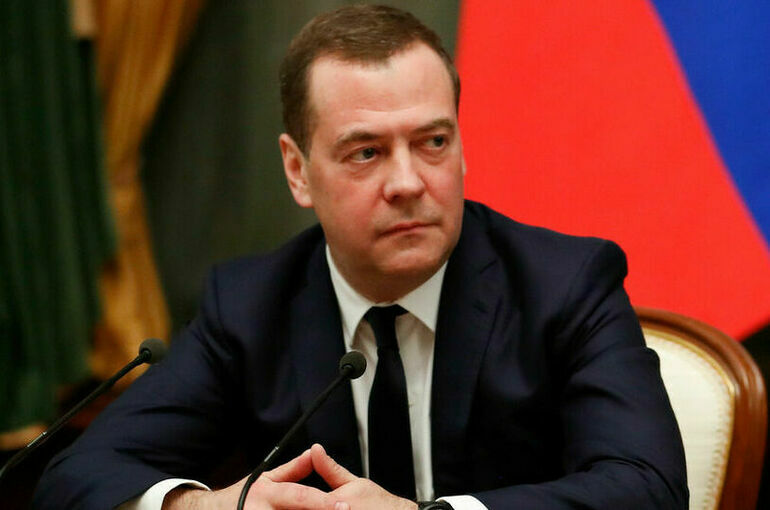 Медведев предупредил о мировой войне в случае удара США по войскам РФ на Украине
