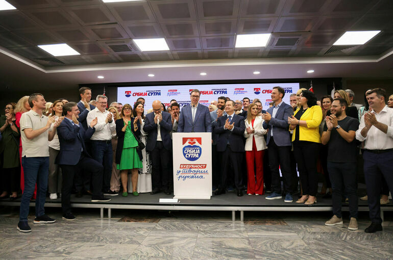 Правящая партия одержала победу на муниципальных выборах в Сербии