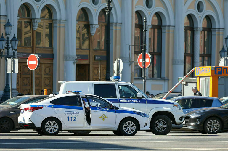 Два человека пострадали в результате стрельбы у ТЦ на северо-востоке Москвы