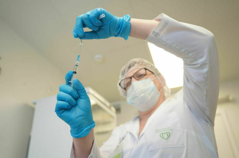 Попова: Вакцину от гриппа с обновленным штаммом разработают к августу