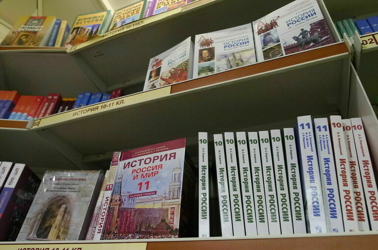 В учебники по истории рекомендовали включить информацию о преступлениях Киева