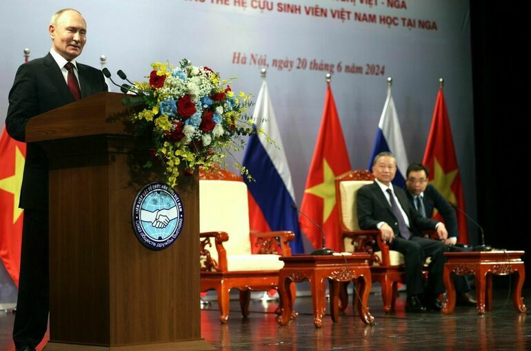 Путин: Граждане Вьетнама смогут дольше находиться в РФ по электронной визе