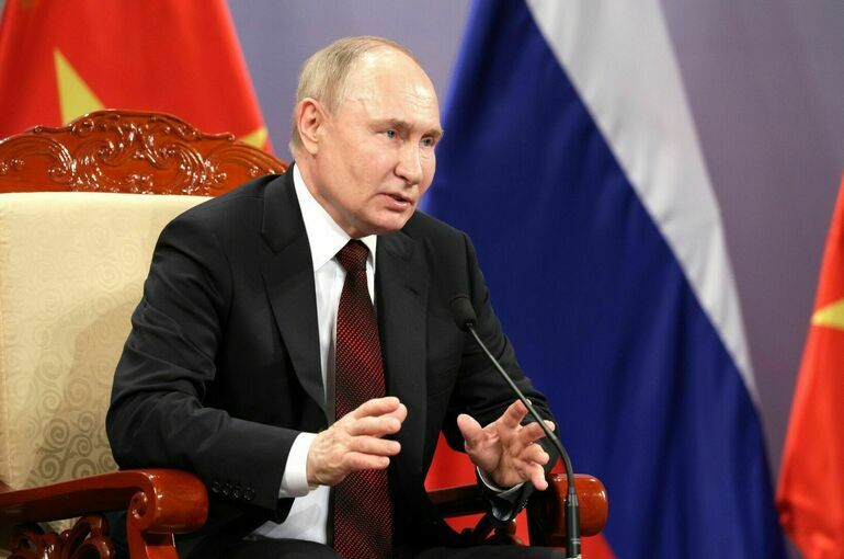 Путин: РФ будет и дальше развивать ядерную триаду как гарантию сдерживания