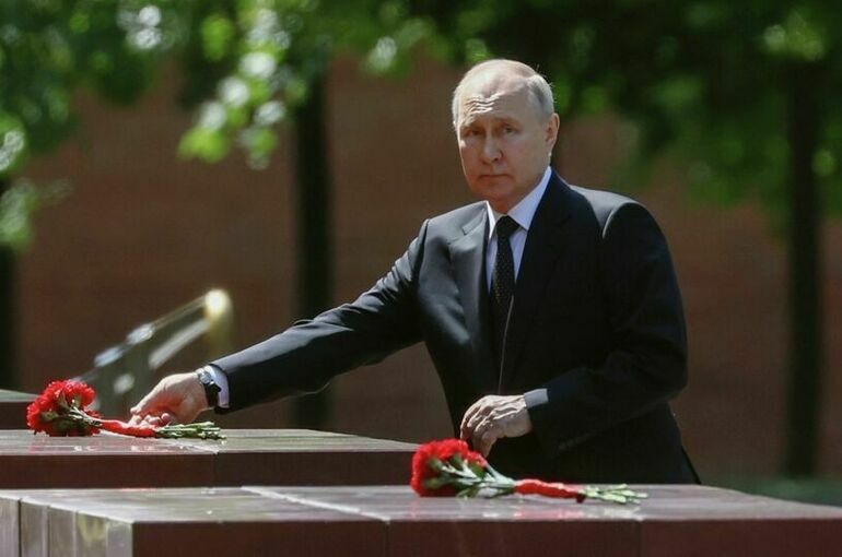 В День памяти и скорби Путин возложит венок к Могиле Неизвестного Солдата