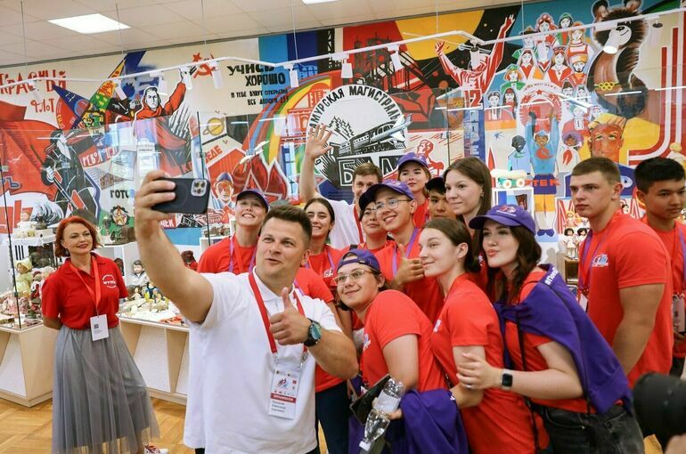 Участники «Поезда памяти» посетили Центр патриотического воспитания Вологодской области