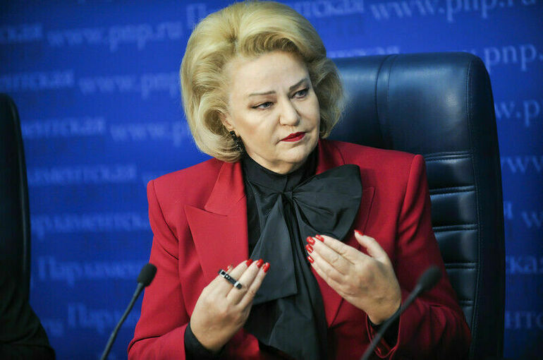 Депутат Останина рассказала, как поднять культуру поведения в обществе