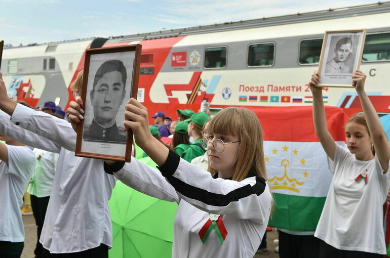 Участников «Поезда Памяти» торжественно встретили в Могилеве