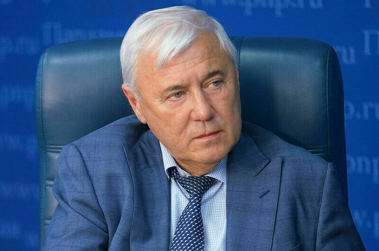 Депутат Аксаков назвал ошибкой заморозку пенсионных накоплений
