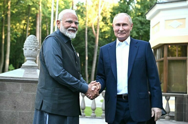 Моди пригласил Путина в Индию в 2025 году