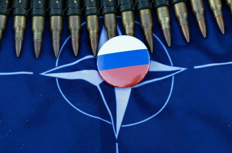 НАТО призвал другие страны не помогать России