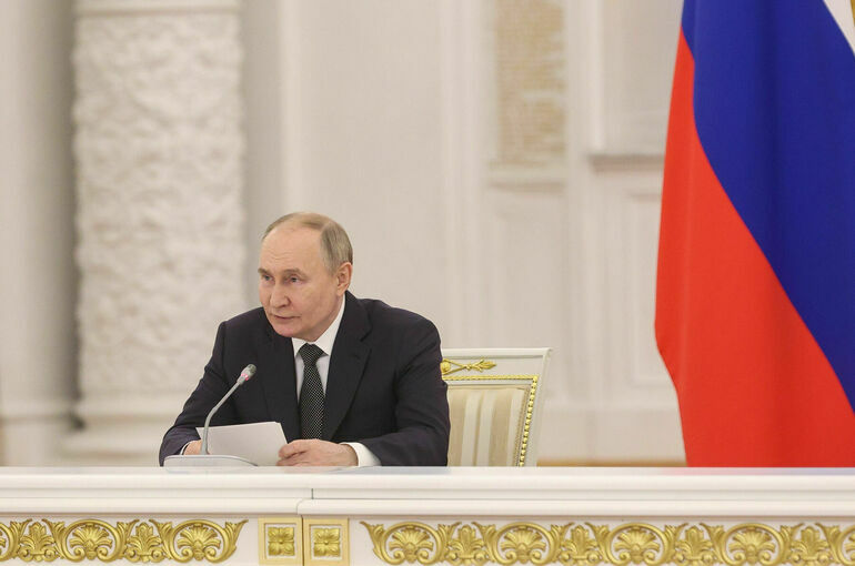 Путин допустил создание в будущем парламентской структуры БРИКС