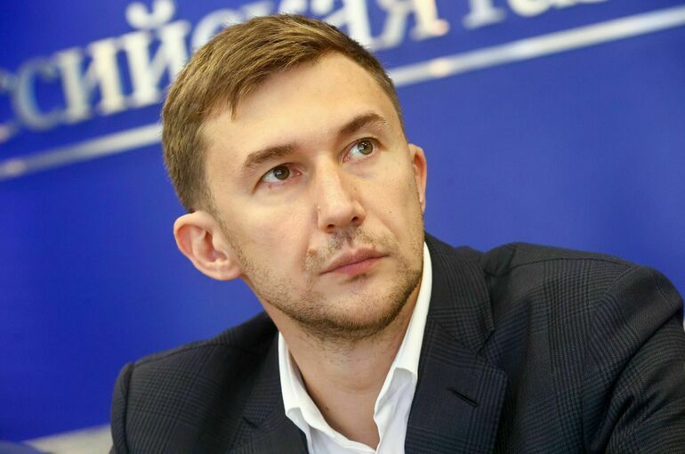 Шахматист Карякин заявил, что ему хотелось бы быть полезным народу Крыма