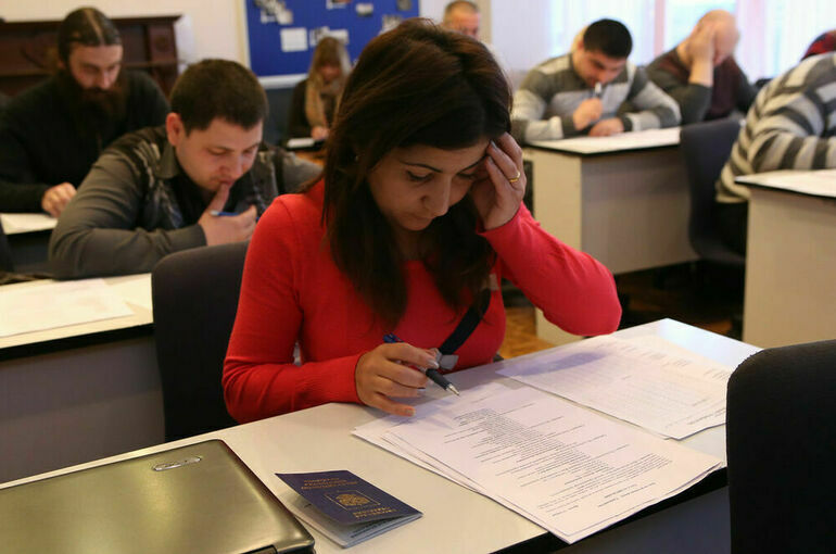Мигрантам будет сложнее сдать экзамен по русскому языку