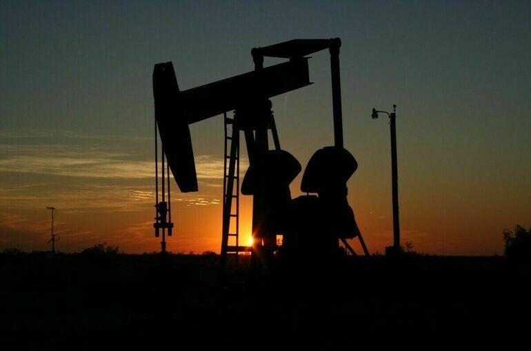 Минэнерго: Россия полностью выполнит требования ОПЕК+ по добыче нефти в июле