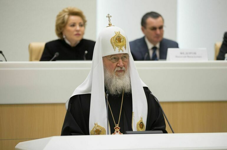 Патриарх Кирилл поздравил Путина с Днем Крещения Руси