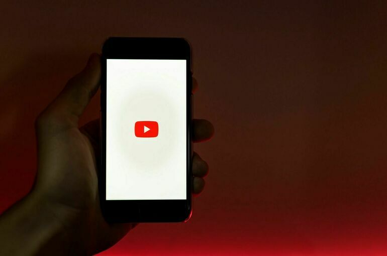 Депутат Горелкин объяснил, почему YouTube на смартфоне работает быстрее, чем на ПК