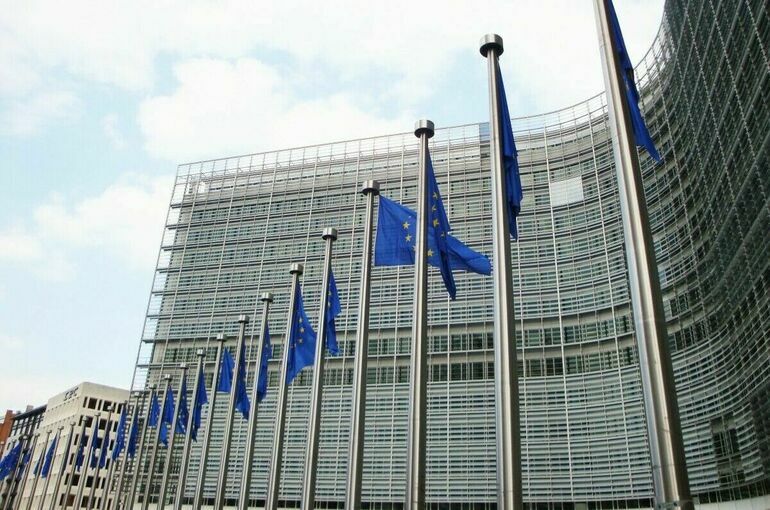 Европарламент призвал снять все ограничения на удары вглубь России