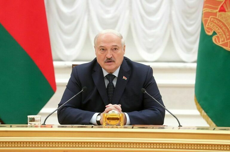 Лукашенко: Украинские генералы хотели связаться с Путиным и остановить бои