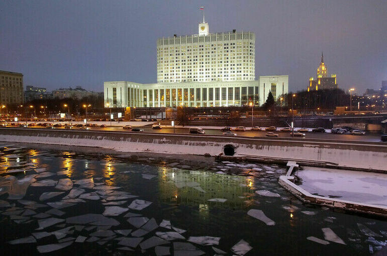 Мокрый снег и шторм в Москве не прекратятся до утра 2 ноября