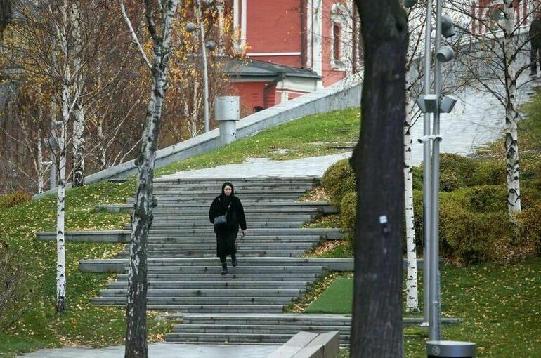 Москвичам пообещали стабильную погоду на выходных