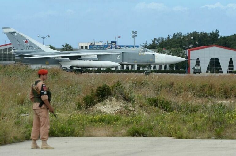 СВР: США и Британия готовят террористические атаки на военные базы России в Сирии